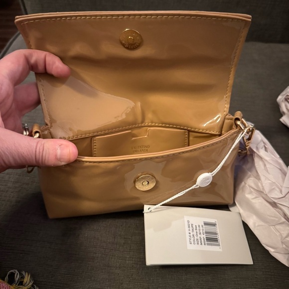 Valentino Orlandi Vegan Patent Leather Taupe crossbody/shoulder bag/clutch - Picture 5 of 12